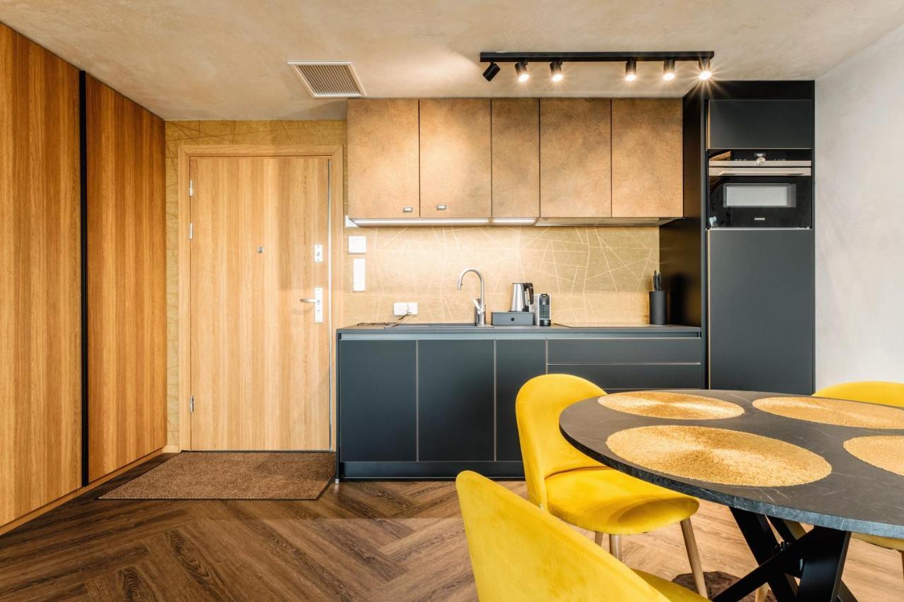 Skyview Suite - Niepowtarzalny Widok I Basen Lublin Exterior photo